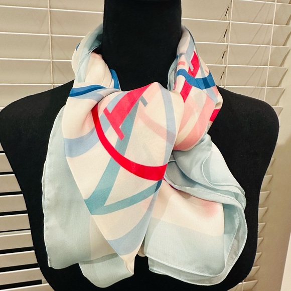 Jimmy Choo scarf - Picture 2 of 7